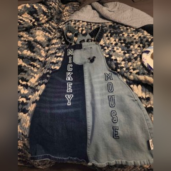 Juniors size xs disney jumper dress new never worn - Picture 1 of 1